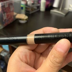 Kat Von D Metal Crush Liquid Highlighter